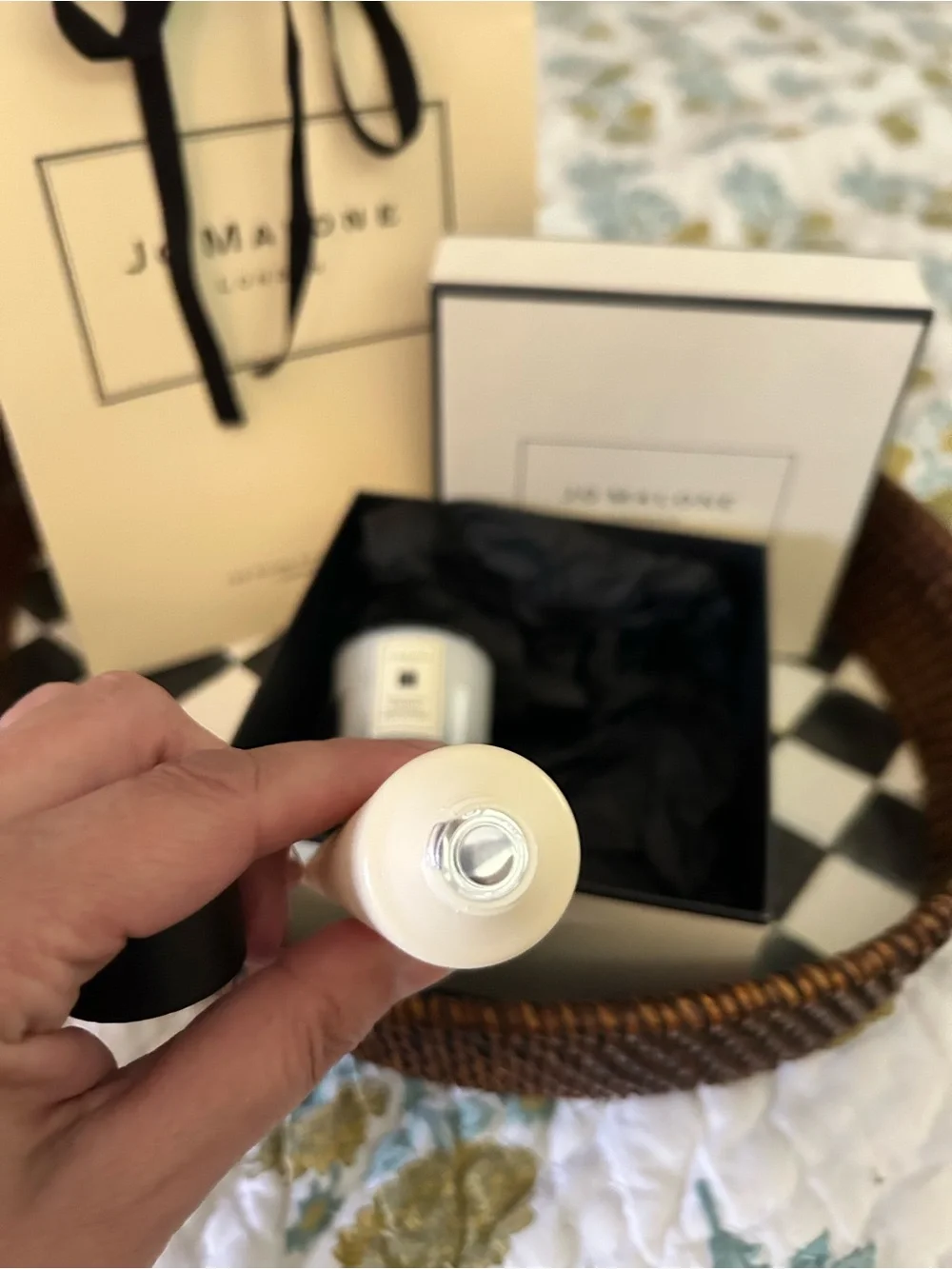 Jo Malone London gift set box & bag mini candle & body/ hand wash 30 ml